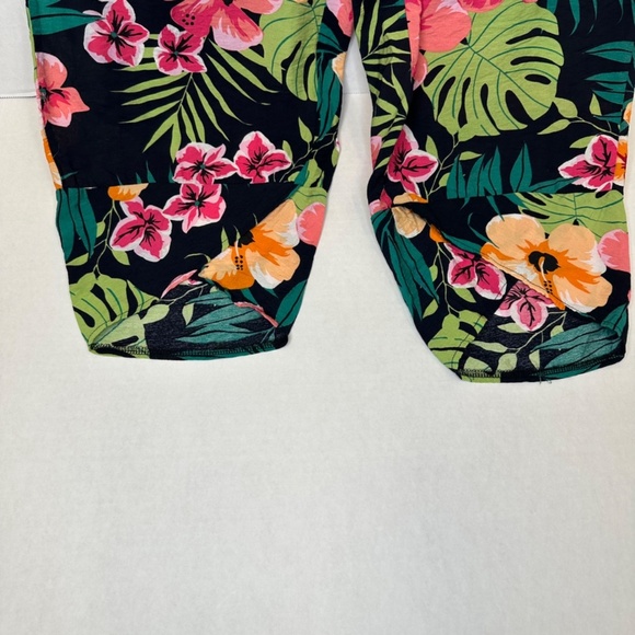 Gracila Tropical Floral Print Wide-Leg Cropped Pants – Size Large - Picture 3 of 11